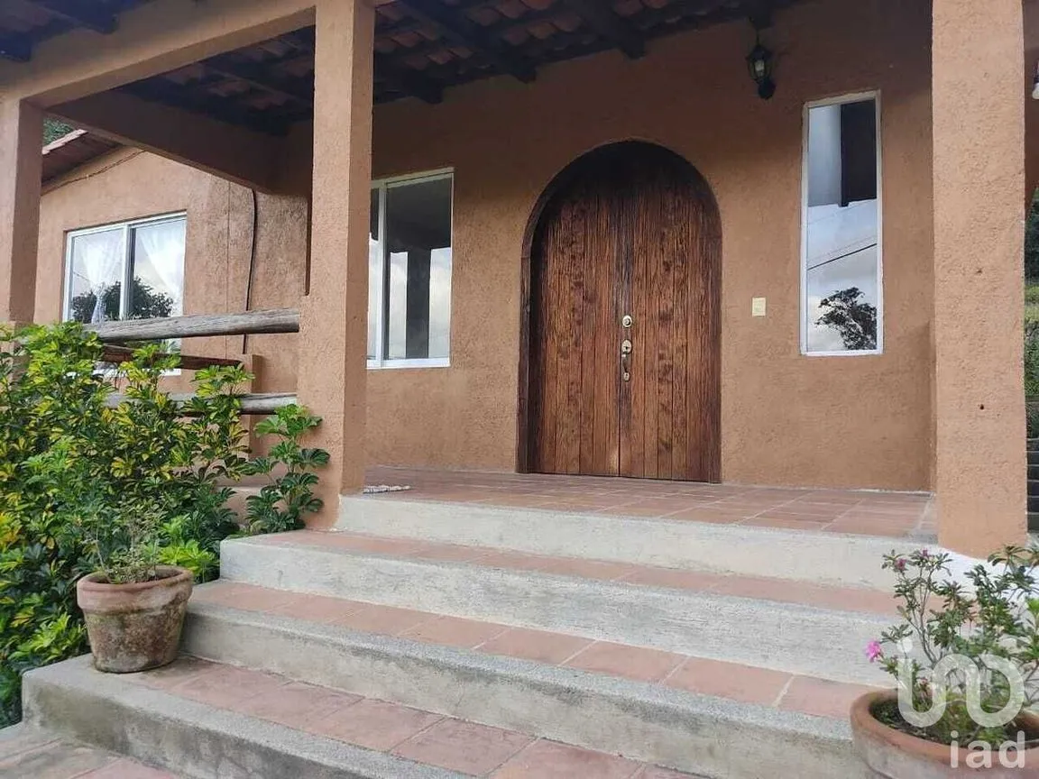 Casa en Renta en San Gaspar, Valle de Bravo, Estado De México | NEX-227298 | iad México | Foto 4 de 19