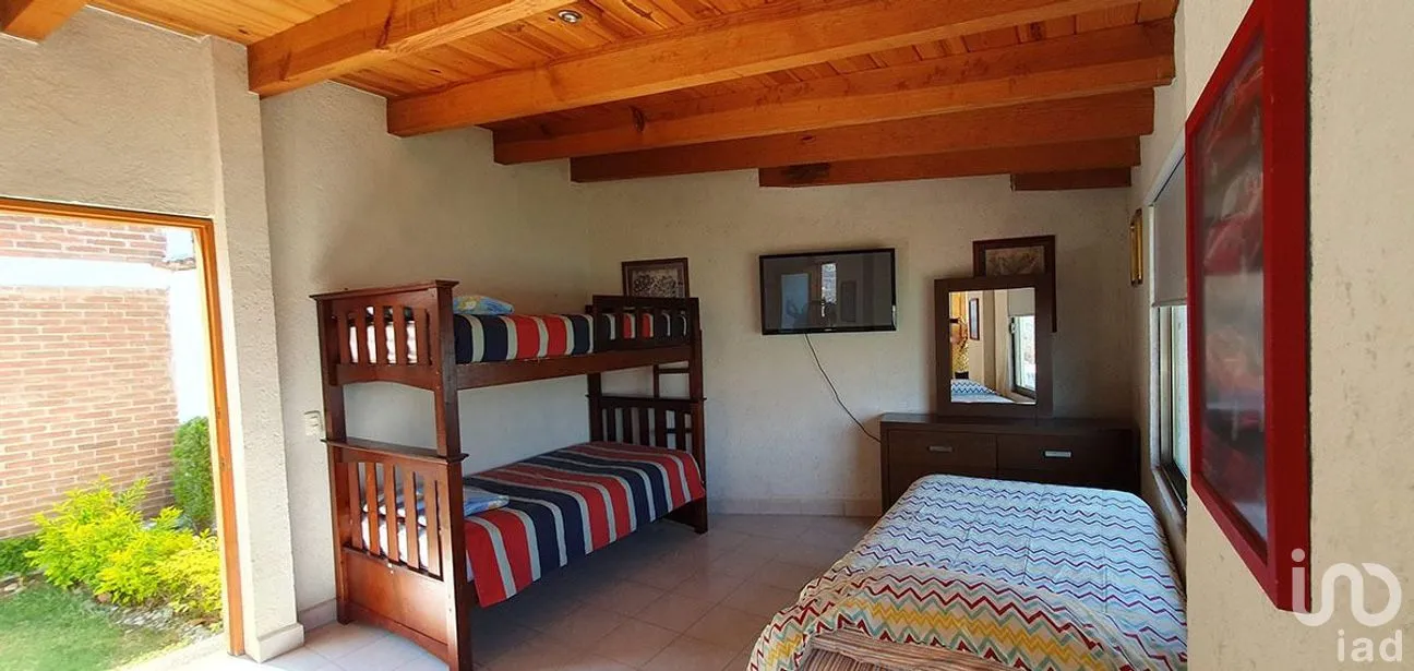 Casa en Venta en Valle de Bravo, Valle de Bravo, Estado De México | NEX-227306 | iad México | Foto 11 de 24