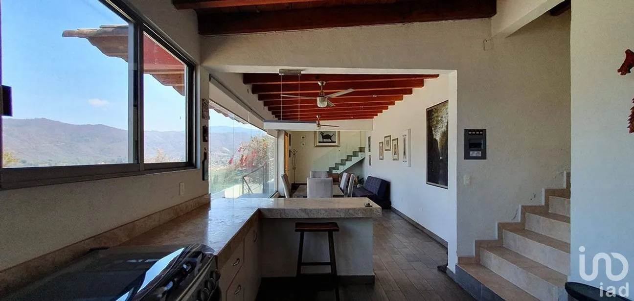 Casa en Venta en Valle de Bravo, Valle de Bravo, Estado De México | NEX-227306 | iad México | Foto 7 de 24