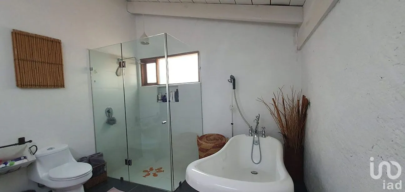 Casa en Venta en Avándaro, Valle de Bravo, Estado De México | NEX-227308 | iad México | Foto 22 de 37