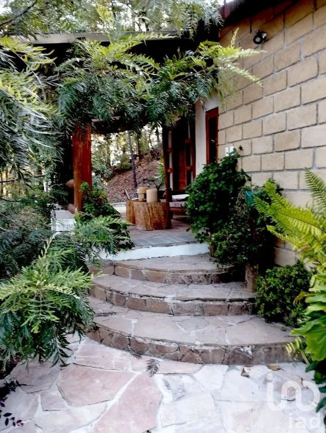 Casa en Renta en Avándaro, Valle de Bravo, Estado De México | NEX-227321 | iad México | Foto 16 de 16