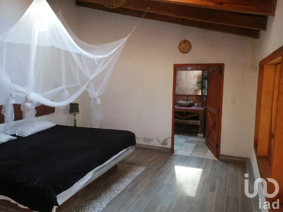 Casa en Renta en Avándaro, Valle de Bravo, Estado De México | NEX-227321 | iad México | Foto 8 de 16