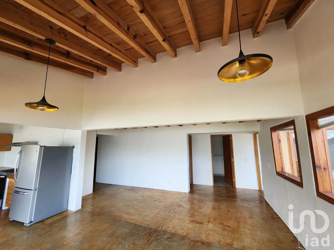 Casa en Renta en Valle de Bravo, Valle de Bravo, Estado De México | NEX-227325 | iad México | Foto 8 de 20