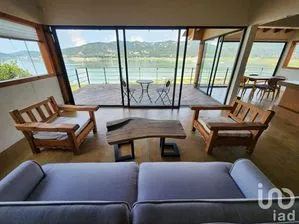 NEX-227325 - Casa en Renta, con 2 recamaras, con 2 baños, con 150 m2 de construcción en Valle de Bravo, CP 51200, Estado De México.