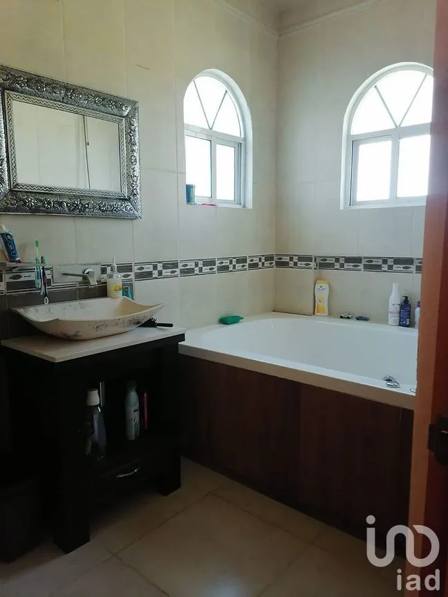 Casa en Venta en Cerro Gordo, Valle de Bravo, Estado De México | NEX-227337 | iad México | Foto 12 de 14
