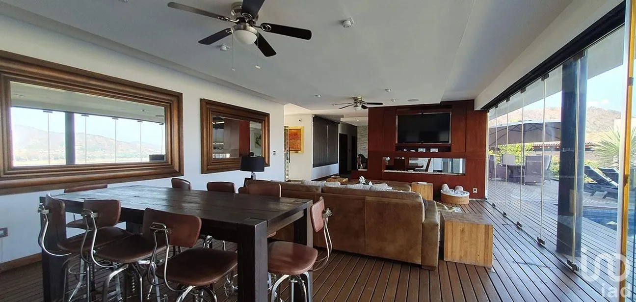 Casa en Renta en Valle de Bravo, Valle de Bravo, Estado De México | NEX-227345 | iad México | Foto 16 de 50