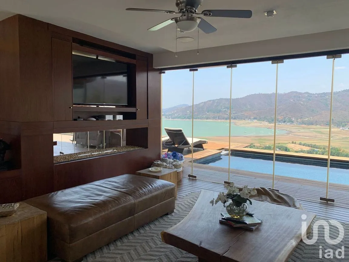 Casa en Renta en Valle de Bravo, Valle de Bravo, Estado De México | NEX-227345 | iad México | Foto 18 de 50