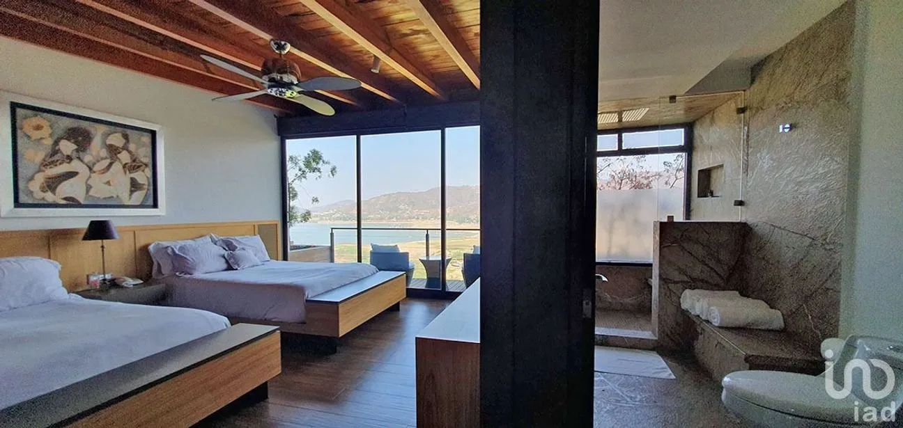 Casa en Renta en Valle de Bravo, Valle de Bravo, Estado De México | NEX-227345 | iad México | Foto 31 de 50