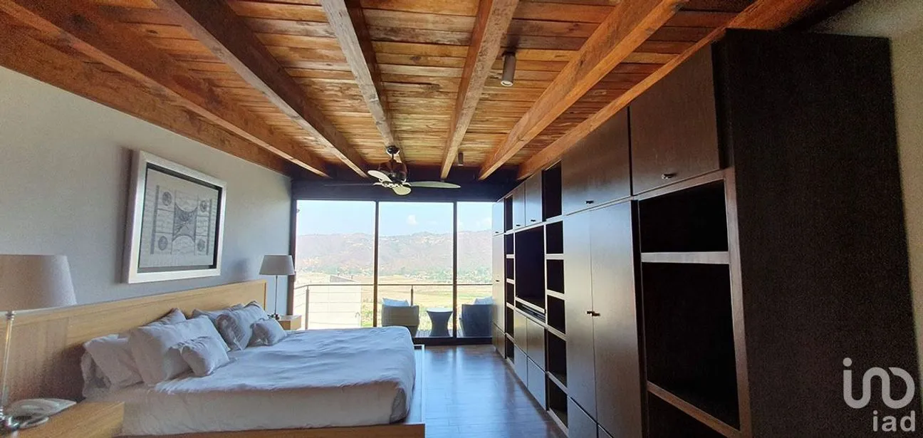 Casa en Renta en Valle de Bravo, Valle de Bravo, Estado De México | NEX-227345 | iad México | Foto 37 de 50