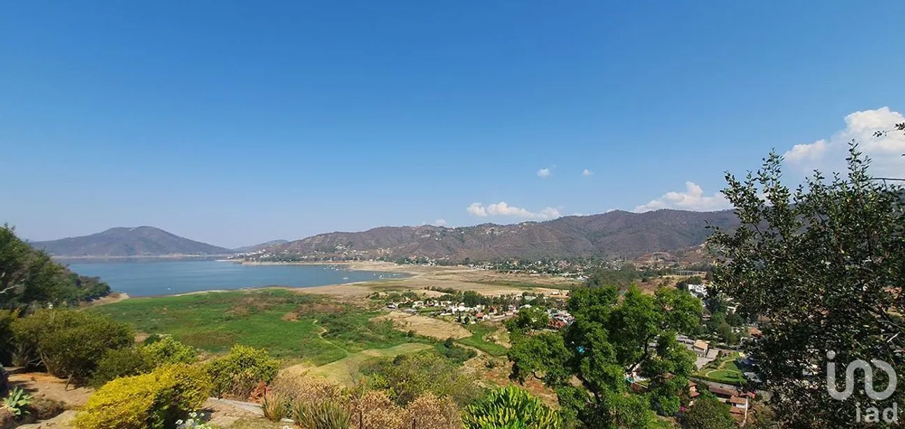 Casa en Renta en Valle de Bravo, Valle de Bravo, Estado De México | NEX-227345 | iad México | Foto 45 de 50