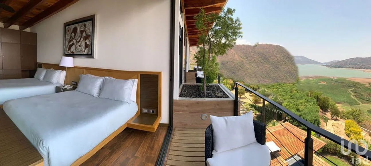 Casa en Renta en Valle de Bravo, Valle de Bravo, Estado De México | NEX-227345 | iad México | Foto 46 de 50