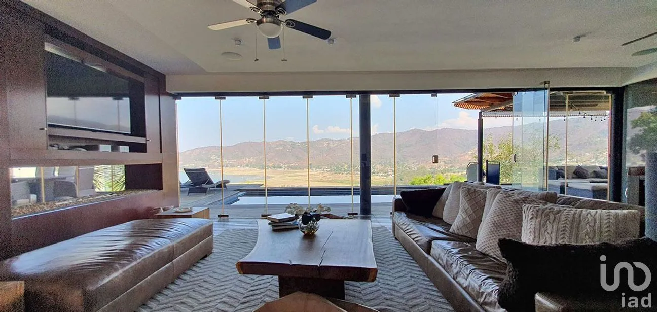 Casa en Venta en Valle de Bravo, Valle de Bravo, Estado De México | NEX-227346 | iad México | Foto 20 de 50