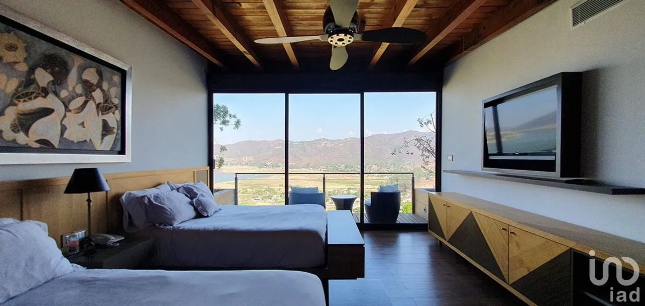 Casa en Venta en Valle de Bravo, Valle de Bravo, Estado De México | NEX-227346 | iad México | Foto 29 de 50