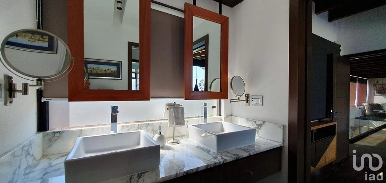 Casa en Venta en Valle de Bravo, Valle de Bravo, Estado De México | NEX-227346 | iad México | Foto 41 de 50