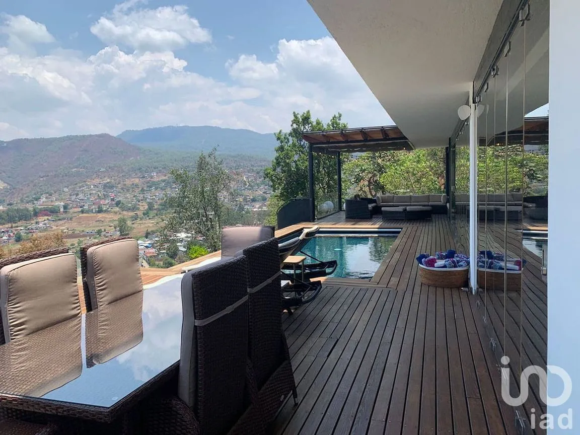 Casa en Venta en Valle de Bravo, Valle de Bravo, Estado De México | NEX-227346 | iad México | Foto 8 de 50