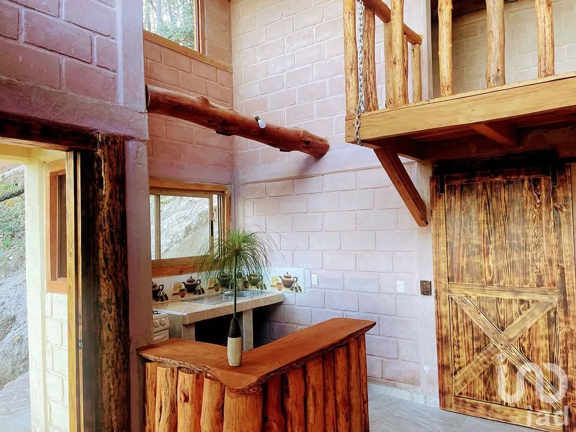Casa en Renta en Valle de Bravo, Valle de Bravo, Estado De México | NEX-227353 | iad México | Foto 8 de 16