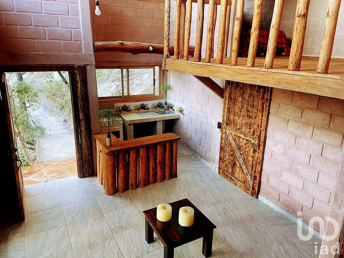 Casa en Renta en Valle de Bravo, Valle de Bravo, Estado De México | NEX-227353 | iad México | Foto 10 de 16