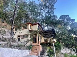 NEX-227353 - Casa en Renta, con 2 recamaras, con 1 baño, con 110 m2 de construcción en Valle de Bravo, CP 51200, Estado De México.