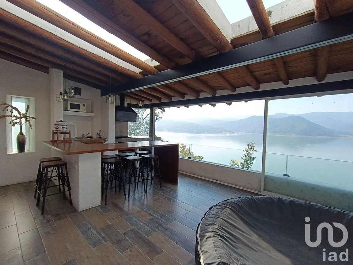 Casa en Renta en Valle de Bravo, Valle de Bravo, Estado De México | NEX-227354 | iad México | Foto 19 de 21