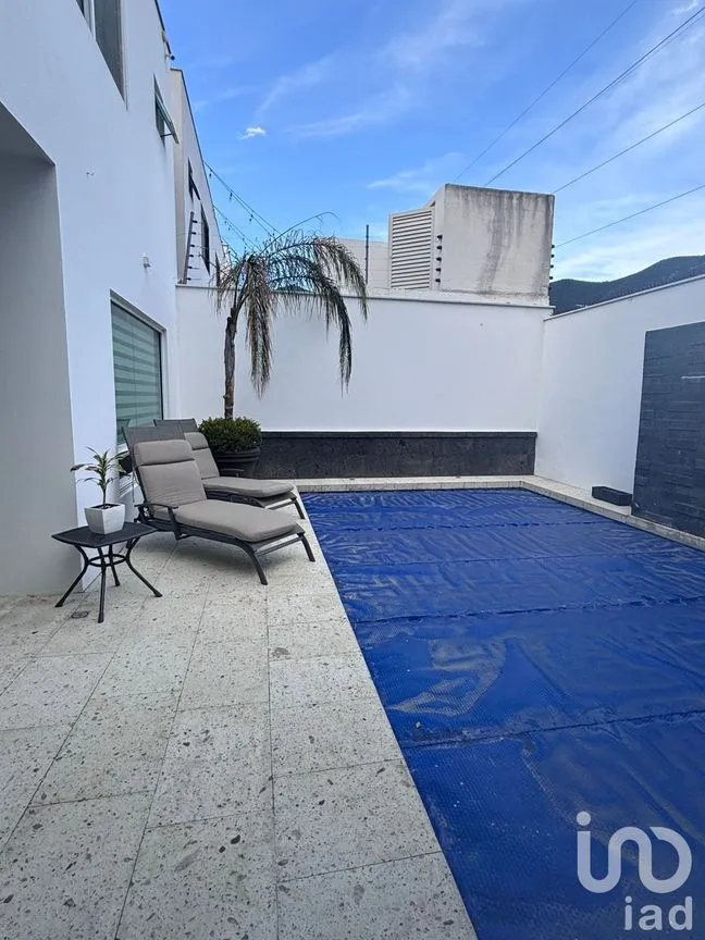 Casa en Venta en Valles de Cristal, Monterrey, Nuevo León | NEX-227355 | iad México | Foto 3 de 15