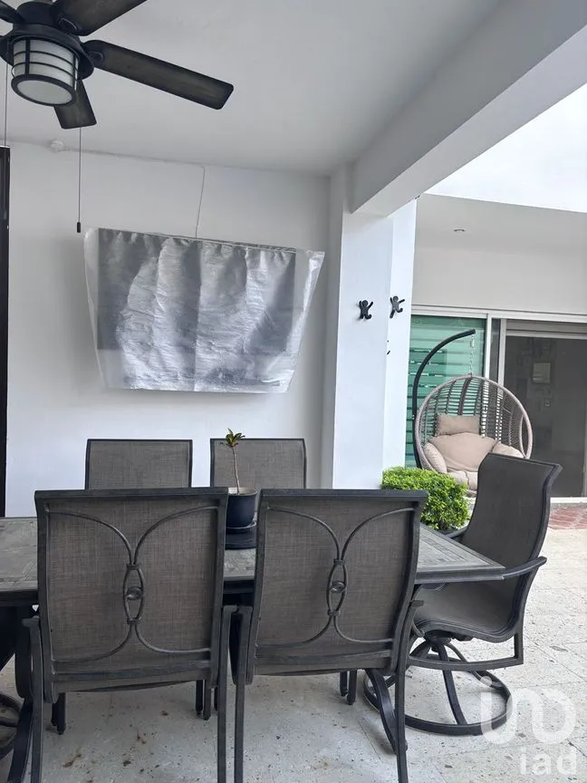 Casa en Venta en Valles de Cristal, Monterrey, Nuevo León | NEX-227355 | iad México | Foto 1 de 15