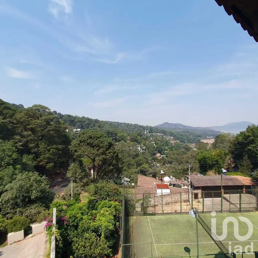 Casa en Renta en Avándaro, Valle de Bravo, Estado De México | NEX-227356 | iad México | Foto 21 de 25