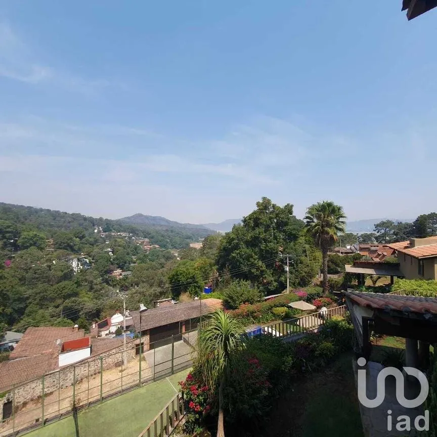 Casa en Renta en Avándaro, Valle de Bravo, Estado De México | NEX-227356 | iad México | Foto 22 de 25