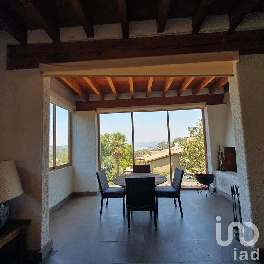 Casa en Renta en Avándaro, Valle de Bravo, Estado De México | NEX-227356 | iad México | Foto 5 de 25