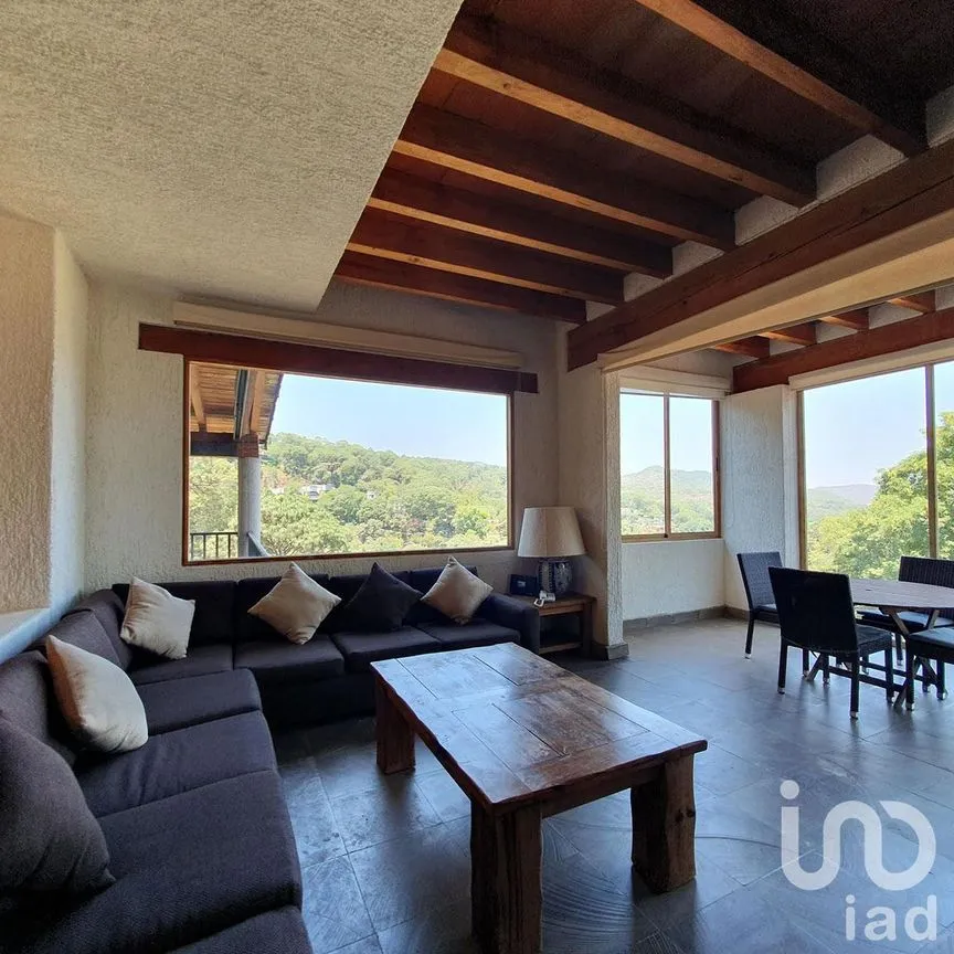 Casa en Renta en Avándaro, Valle de Bravo, Estado De México | NEX-227356 | iad México | Foto 7 de 25