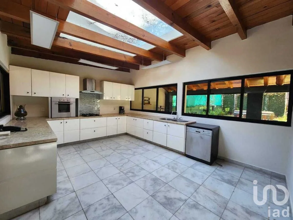Casa en Venta en Avándaro, Valle de Bravo, Estado De México | NEX-227363 | iad México | Foto 7 de 23