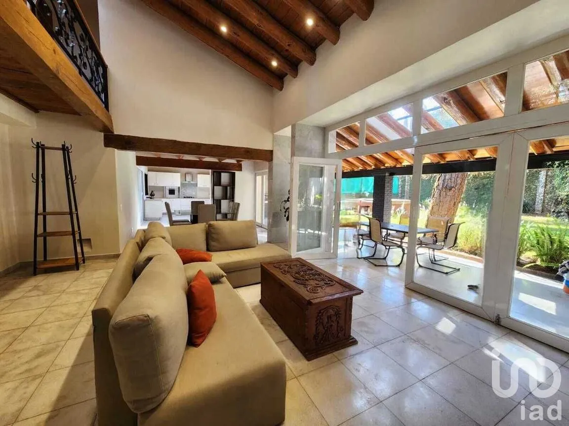 Casa en Venta en Avándaro, Valle de Bravo, Estado De México | NEX-227363 | iad México | Foto 9 de 23