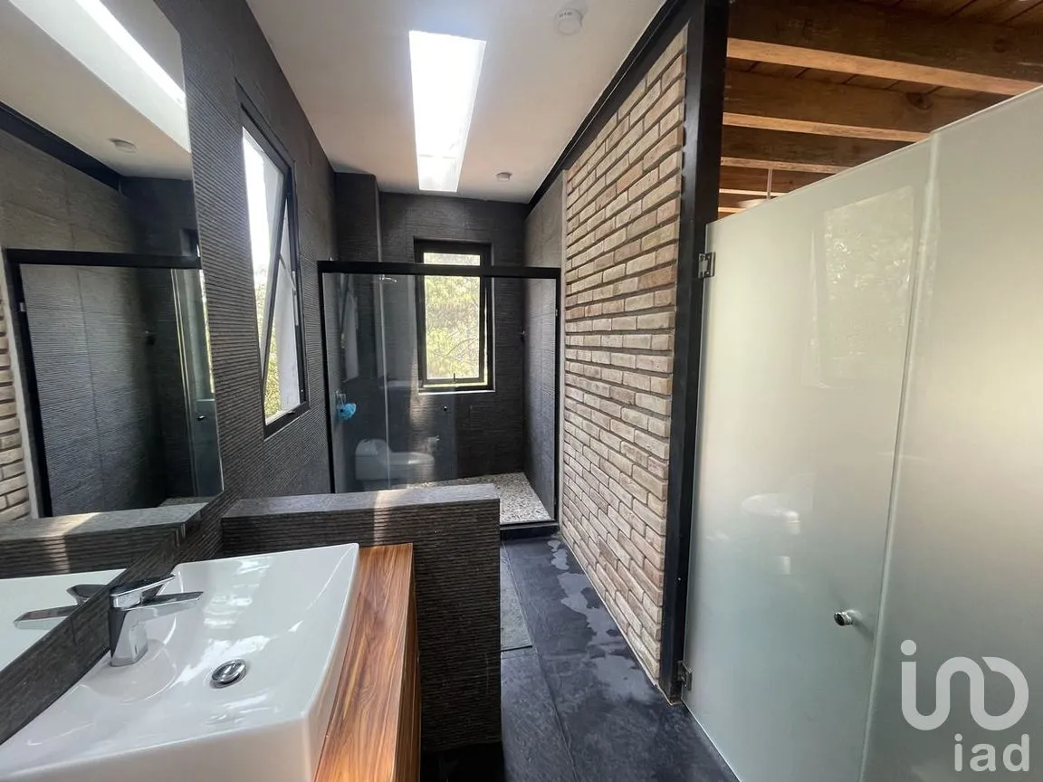 Casa en Venta en Avándaro, Valle de Bravo, Estado De México | NEX-227364 | iad México | Foto 13 de 19