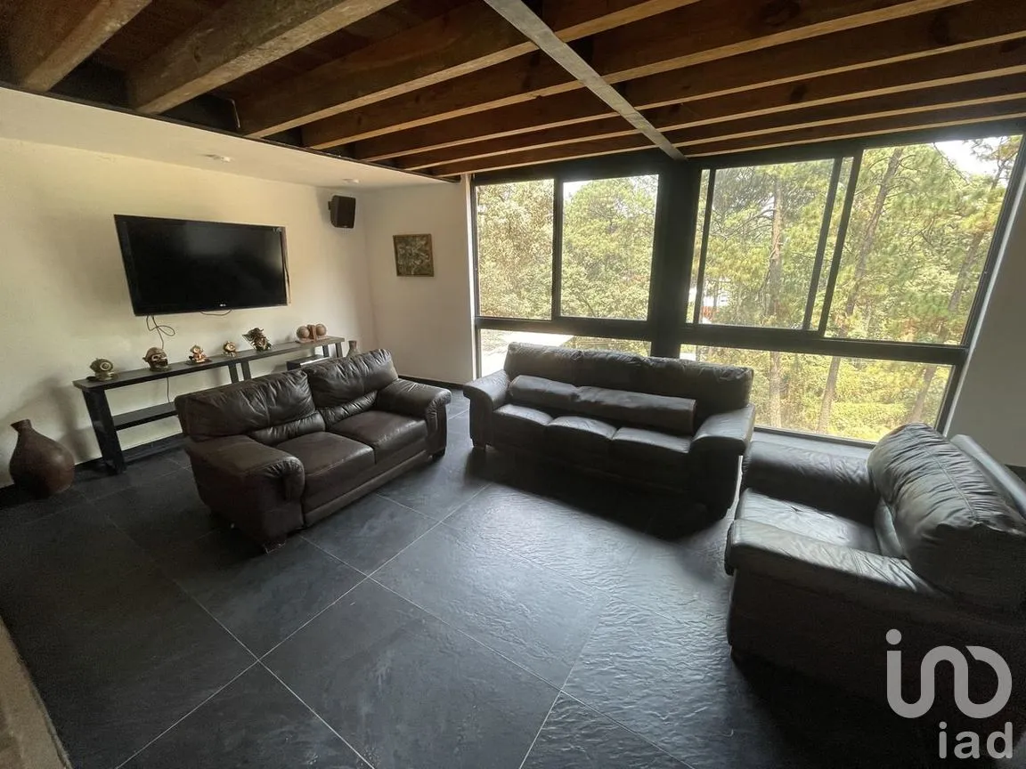 Casa en Venta en Avándaro, Valle de Bravo, Estado De México | NEX-227364 | iad México | Foto 3 de 19