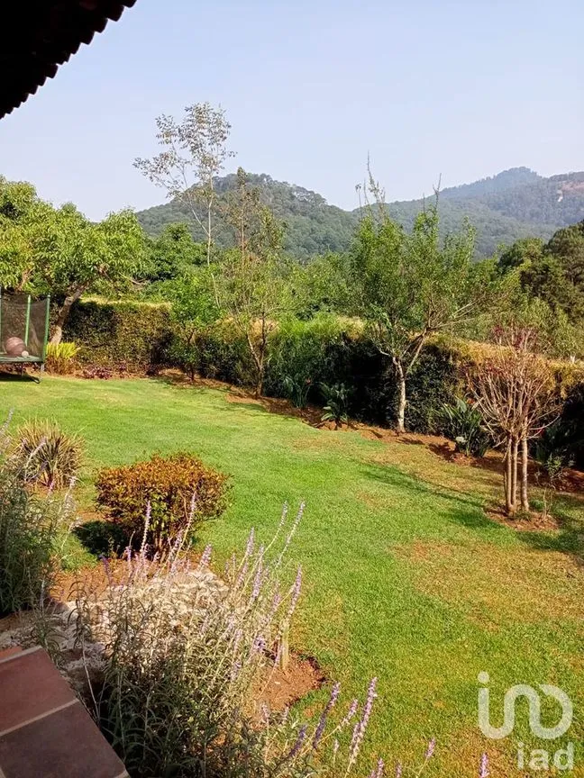 Casa en Renta en Valle de Bravo, Valle de Bravo, Estado De México | NEX-227366 | iad México | Foto 12 de 15