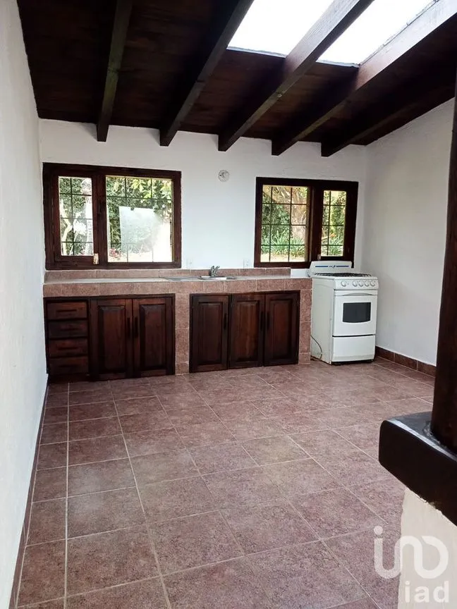 Casa en Renta en Valle de Bravo, Valle de Bravo, Estado De México | NEX-227366 | iad México | Foto 3 de 15