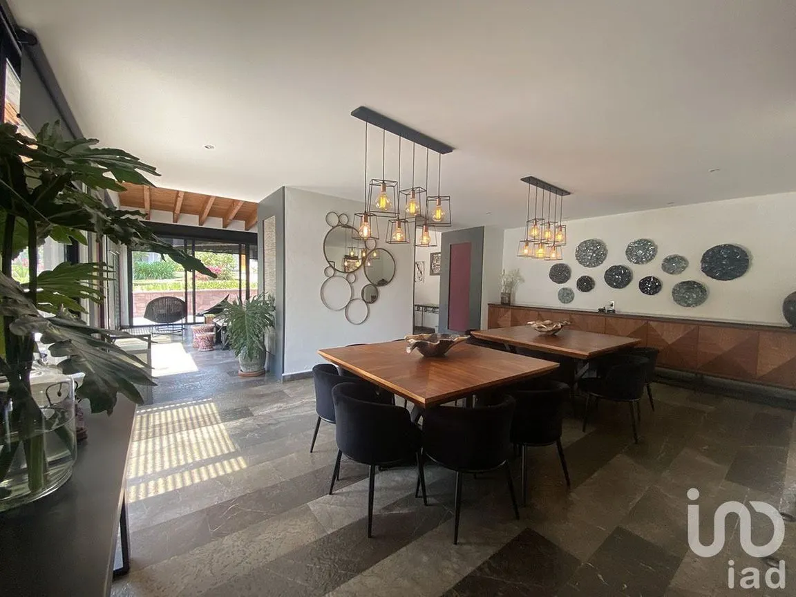 Casa en Renta en Avándaro, Valle de Bravo, Estado De México | NEX-227368 | iad México | Foto 8 de 33