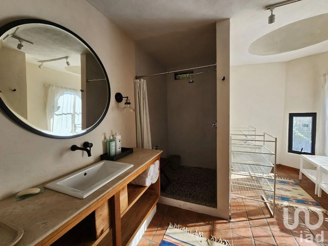 Departamento en Renta en Santa María Ahuacatlan, Valle de Bravo, Estado De México | NEX-227375 | iad México | Foto 14 de 14