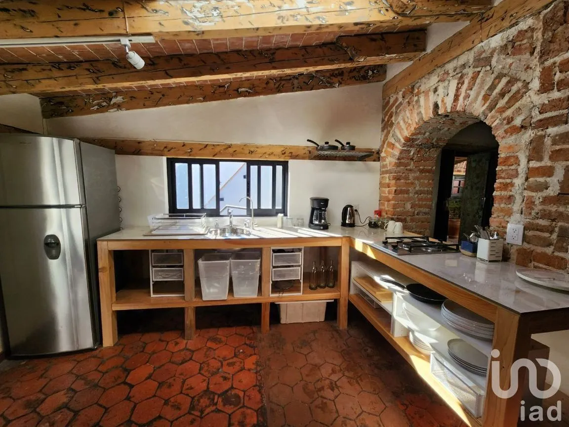 Departamento en Renta en Santa María Ahuacatlan, Valle de Bravo, Estado De México | NEX-227375 | iad México | Foto 4 de 14