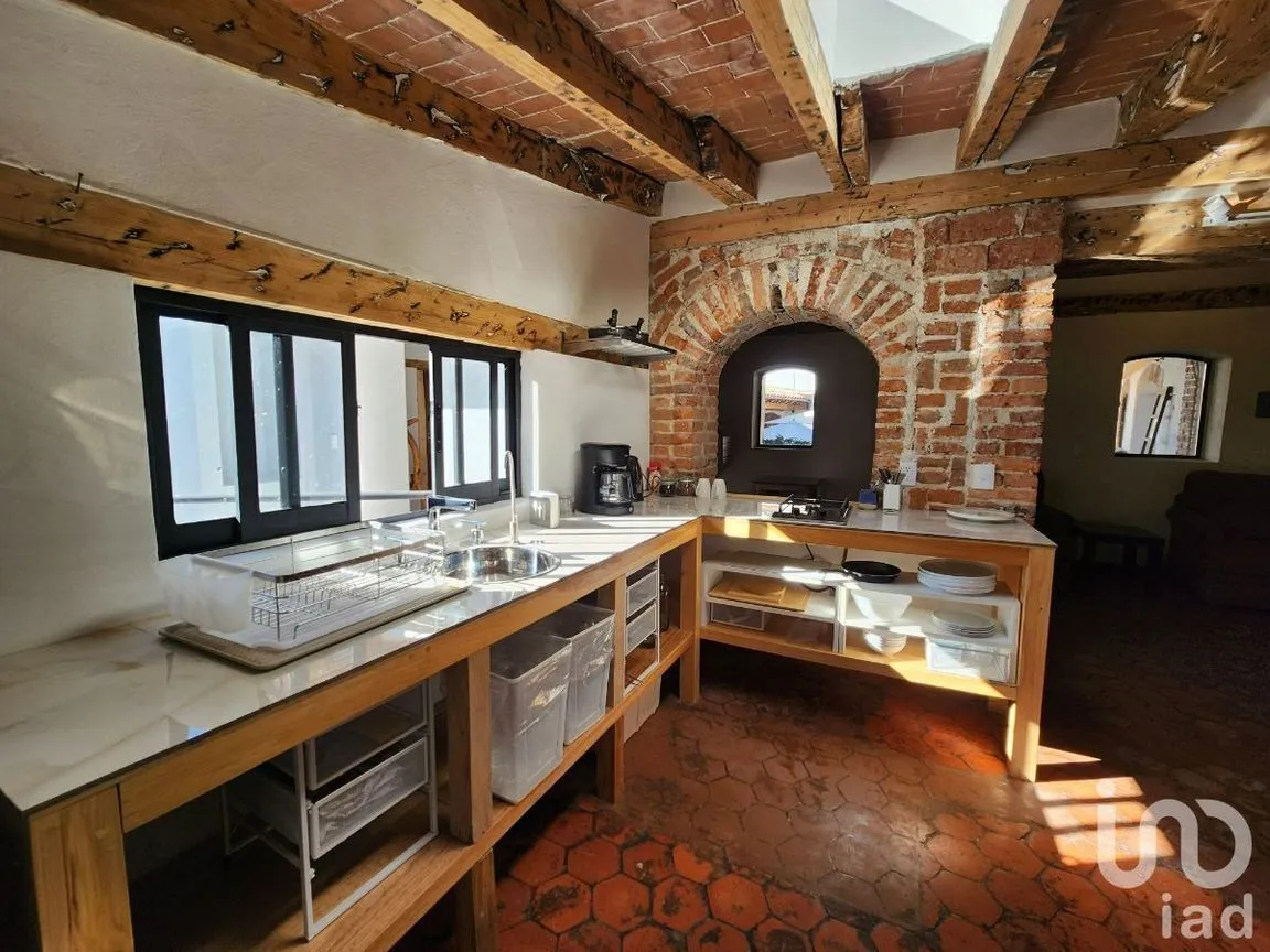 Departamento en Renta en Santa María Ahuacatlan, Valle de Bravo, Estado De México | NEX-227375 | iad México | Foto 10 de 14