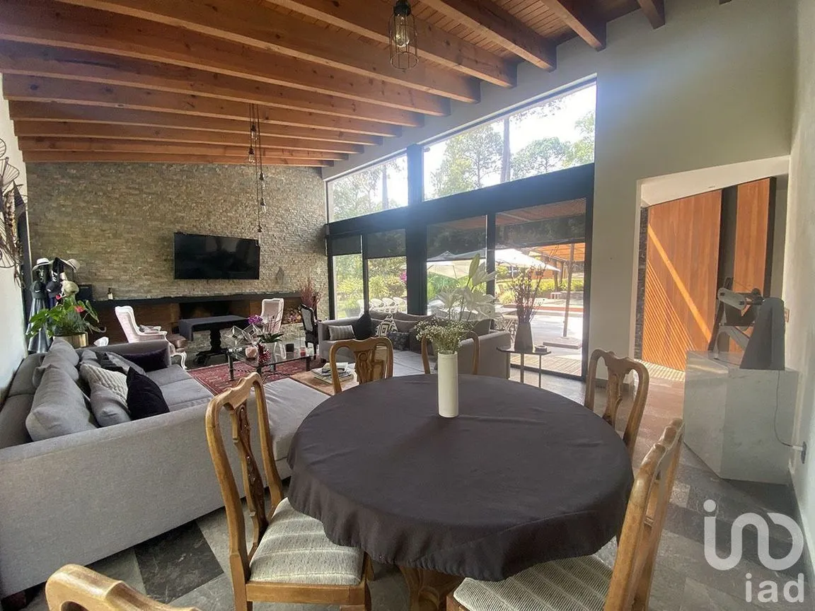 Casa en Venta en Avándaro, Valle de Bravo, Estado De México | NEX-227379 | iad México | Foto 12 de 33