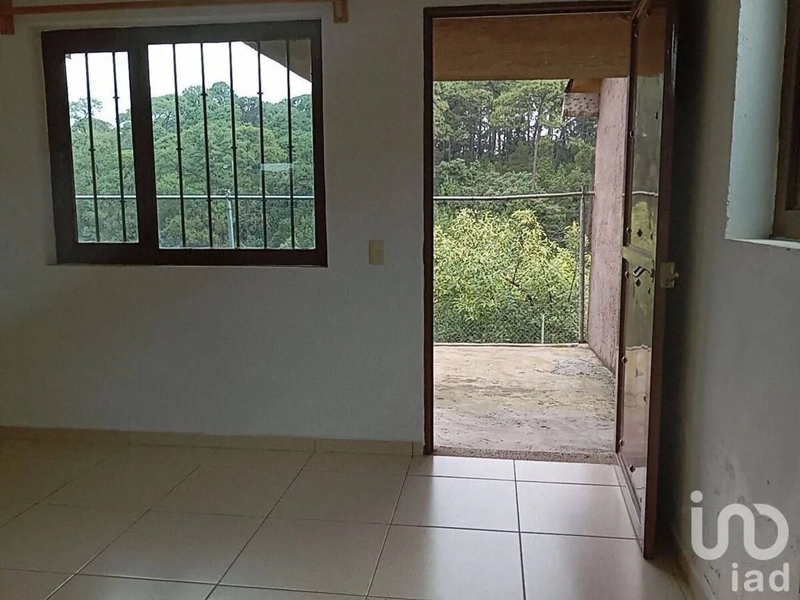 Casa en Renta en Cerro Colorado, Valle de Bravo, Estado De México | NEX-227381 | iad México | Foto 2 de 18