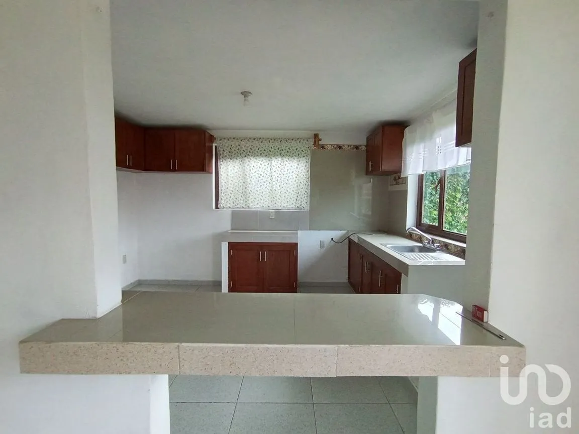 Casa en Renta en Cerro Colorado, Valle de Bravo, Estado De México | NEX-227381 | iad México | Foto 4 de 18