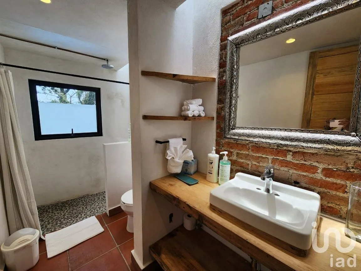 Departamento en Renta en Santa María Ahuacatlan, Valle de Bravo, Estado De México | NEX-227382 | iad México | Foto 12 de 16