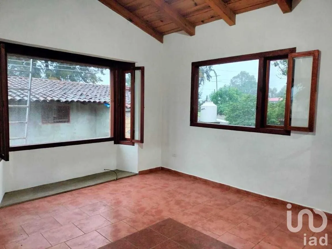 Casa en Renta en Cerro Gordo, Valle de Bravo, Estado De México | NEX-227383 | iad México | Foto 12 de 17