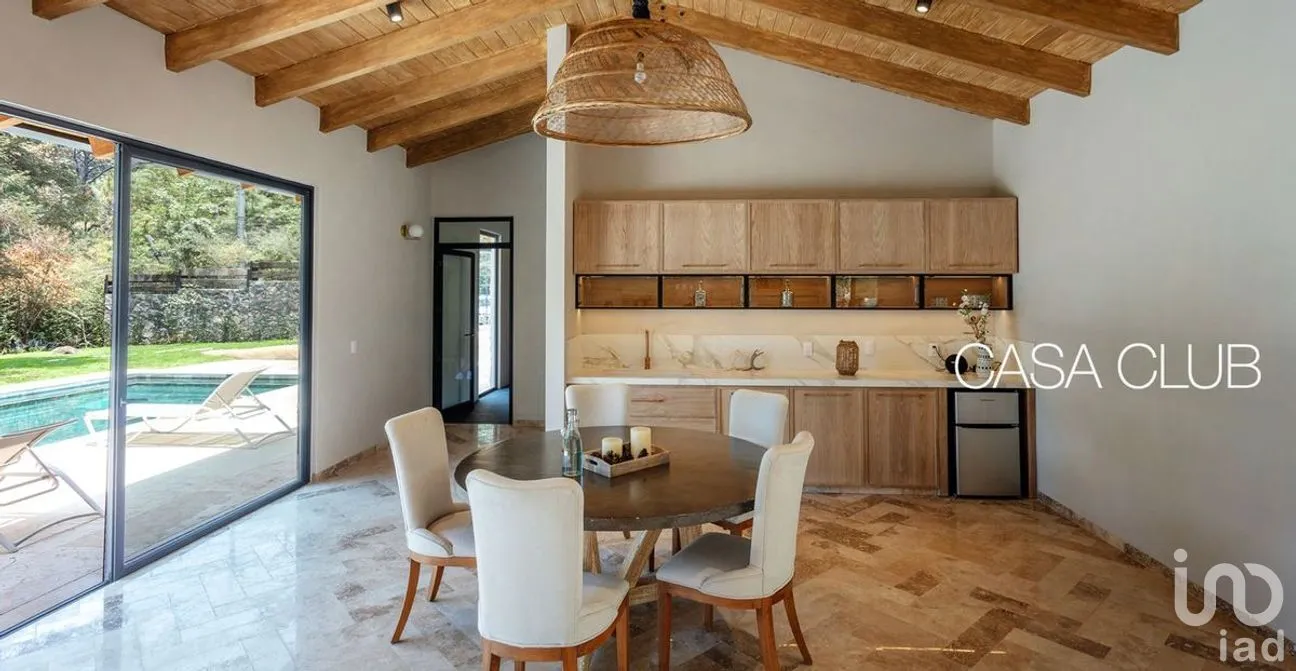 Casa en Venta en Avándaro, Valle de Bravo, Estado De México | NEX-227385 | iad México | Foto 3 de 18