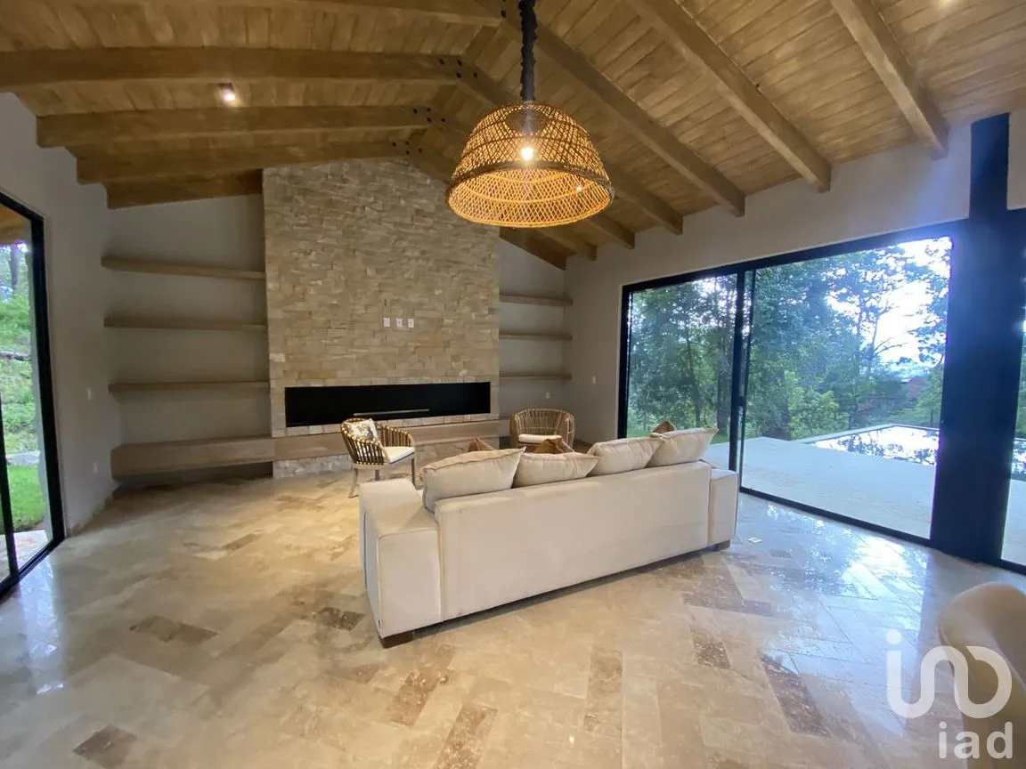 Casa en Venta en Avándaro, Valle de Bravo, Estado De México | NEX-227385 | iad México | Foto 4 de 18