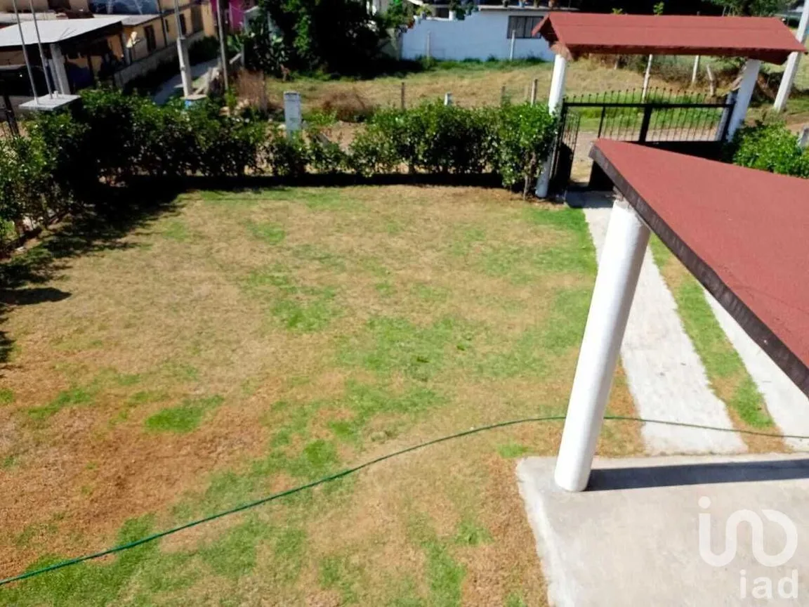 Casa en Renta en Cuadrilla de Dolores, Valle de Bravo, Estado De México | NEX-227411 | iad México | Foto 13 de 14