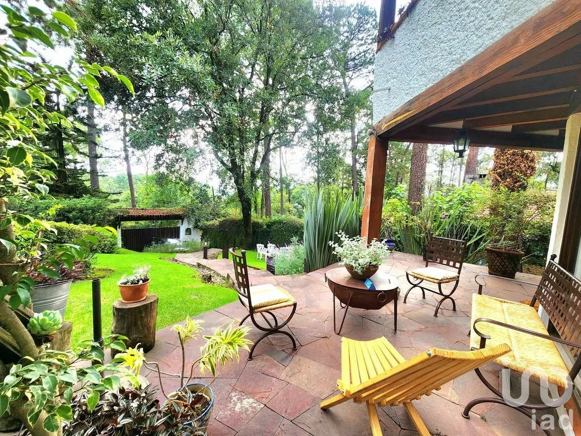 Casa en Renta en Avándaro, Valle de Bravo, Estado De México | NEX-227678 | iad México | Foto 2 de 28