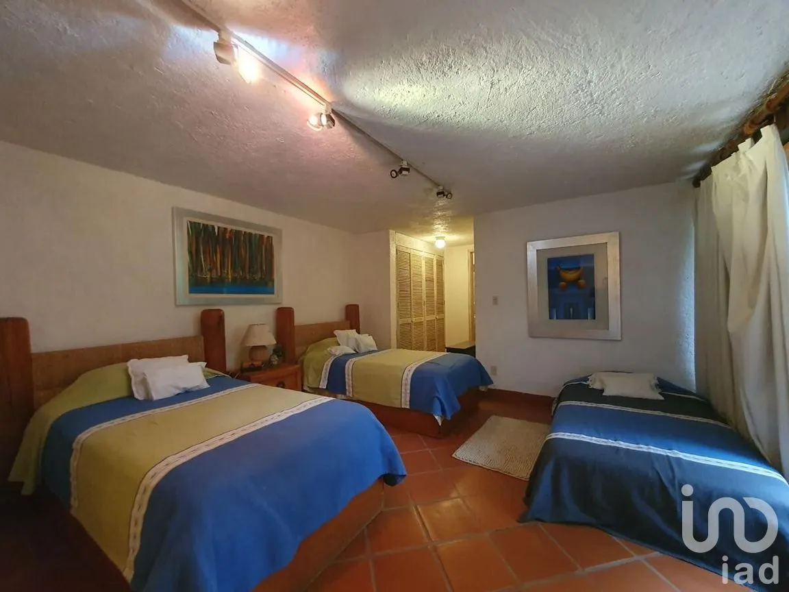 Casa en Venta en Avándaro, Valle de Bravo, Estado De México | NEX-227813 | iad México | Foto 15 de 26