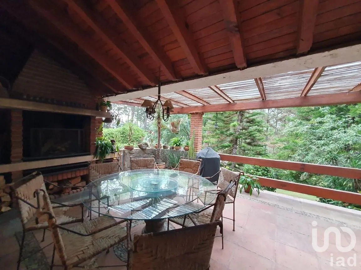 Casa en Venta en Avándaro, Valle de Bravo, Estado De México | NEX-227813 | iad México | Foto 5 de 26